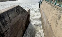 Aslantaş Barajı’nda Kontrollü Tahliye