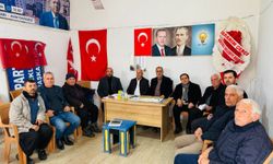 Turgut Kararmaz Böcekli’de AK Parti Toplantısı Yapıldı