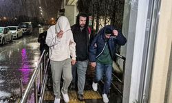 Adana'da 1 gencin öldüğü, 2 ağabeyinin de yaralandığı kavgayla ilgili 5 zanlı tutuklandı