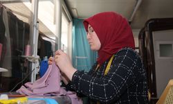 Depremzede kadın, konteynerde kurduğu dikimevini KOSGEB desteğiyle büyüttü