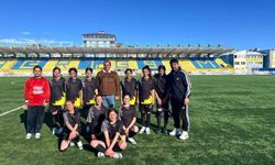 Digorlu kızlar Türkiye yarı finallerinde Kars'ı temsil edecek