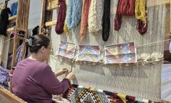 Isparta'da halı dokuma geleneği kadın emeğiyle yeniden canlanıyor