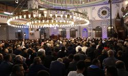 Kadir Gecesi Osmaniye Zafer Camii’nde Yoğun Katılımla İdrak Edildi