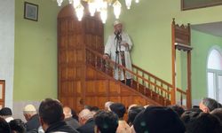 Kadirli’de Bayram Namazı Coşkusu