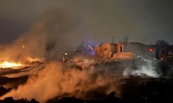 Kayseri’de Atık Yangını Müstakil Eve Sıçramadı