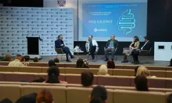 Medipol Sağlık Grubu 'Kalın Bağırsak Kanseri Farkındalık Paneli' düzenledi