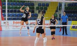 Mersin'de 'Evinin Sultanları Voleybol Turnuvası' başladı