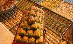 Osmaniye’de Tatlı Rekabet Soğuk Baklava mı Sıcak mı?