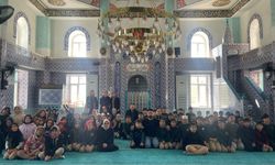 Osmaniyeli Öğrenciler Eyüp Sultan Camii’ni Ziyaret Etti
