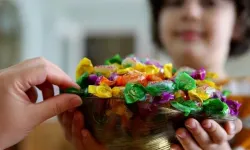 Ramazan Bayramı’nda şeker verme geleneğinin tarihi ve kültürel önemi nedir?