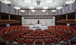 TBMM Yoğun Gündemle Toplanıyor! Bedelli Askerlik, Kripto Vergisi,Doğum İzni Masada