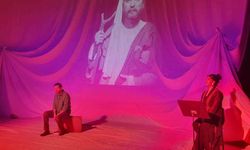 Tiyatro Anadolu, Düzce'de 'Aşk Neyledi Yunus' ile sahne aldı