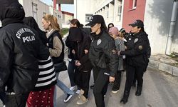 Adana merkezli suç örgütü operasyonunda yakalanan 287 şüpheli adliyede