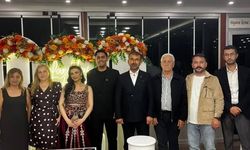 AK Parti Kadirli 'de Genç Çifti Yalnız Bırakmadı