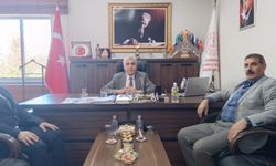 Yerel Yöneticilerden Eğitim Müdürlüğüne Ziyaret