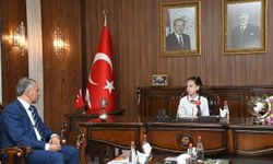 Osmaniye Belediyesi’nde Temsili Başkanlık Devir Töreni