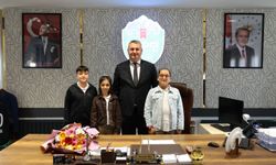 23 Nisan’da Anlamlı Koltuk Devri: Şehit Kızı Başkan Oldu