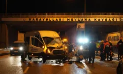 Erzurum’da Yol Buzlandı, 3 Araç Kazaya Karıştı