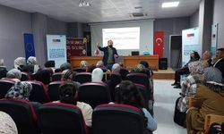 Osmaniye’de Velilere Aile İçi İletişim Semineri