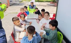 10 Yaşındaki Burak’a Jandarmadan Sürpriz