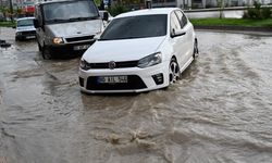 Osmaniye'de sağanak ve dolu hayatı olumsuz etkiledi