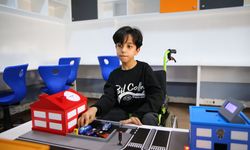 Serebral palsili Yağız, engellilerin yaşadığı otopark sorununa yapay zeka destekli çözüm geliştirdi