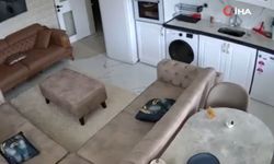 Van’da 5.2 Büyüklüğünde Deprem Kamerada