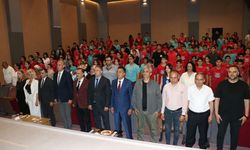 Adana'da özel gereksinimli öğrenciler, Atatürk'ün halka seslenişini sahneledi
