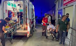 Adana'da traktörle otomobilin çarpıştığı kazada 4 kişi yaralandı