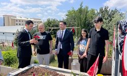 AK Parti MKYK Üyesi  Kaya’dan Deprem Şehitlerine Ziyaret