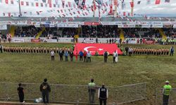 Antalya'da 27. Kumluca Gelişim Ligi Güreşleri'nin başpehlivanı Orhan Okulu oldu