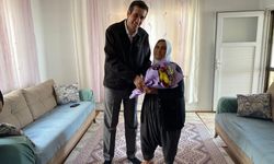 Bozyazı Kaymakamı Tuncay Topsakaloğlu'dan şehit annesine ziyaret
