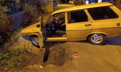 Bozyazı'da otomobille çarpışan motosikletteki 2 kişi yaralandı