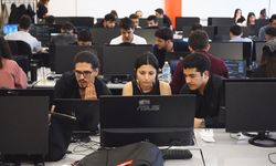 ISUBÜ'de Teknoloji Haftası kapsamında etkinlik düzenlendi
