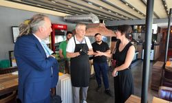 Kaş'ta kafe ve restoranlarda sigara denetimi yapıldı