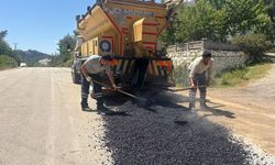 Kumluca'da yol onarım ve bakım çalışması yapıldı