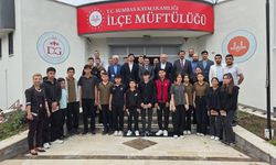Mehmetli’de Öğrencilere Umre Ödüllü Yarışma Ödülleri Verildi