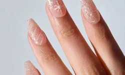 Nail Art Modelleri ile Tırnaklarda Profesyonel ve Şık Görünüm
