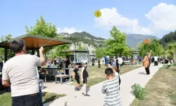 Gökyüzü Rengarenk Oldu: Osmaniye’de Uçurtma Festivali