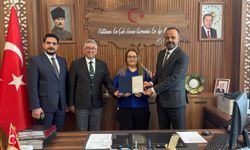 Osmaniye’de Örnek Davranışa Plaket: TSK Vakfına Bağış Yapan Personele Ödül