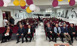 Sanal Dünya Semineri Öğrenci ve Velileri Uyardı