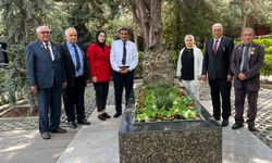 Osmaniye Şehit Aileleri Ve Gaziler Derneği’nden Başbuğ Türkeş’in Kabrine Ziyaret