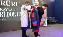 Türk güreşçi Rıza Kayaalp'e MAKÜ tarafından fahri doktora verildi