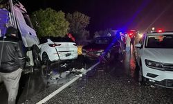 Uşak-İzmir yolunda zincirleme kazada 4 ölü