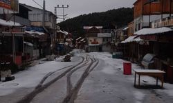 Zorkun Yaylası’nda Kartpostallık Manzara: Kar Yağışı Etkili