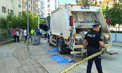 Adana'da çöp kamyonunun çarptığı yaya hayatını kaybetti