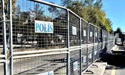 Beyoğlu'nda Toplantı ve Gösteriler Yasaklandı! Taksim ve İstiklal Kapatıldı