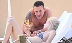 Bodrum’da Mustafa Sandal çifti plajda görüntülendi