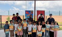 Jandarma Ekiplerinden Öğrencilere Karne Sürprizi