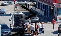 Kadirli’de Karşıya Geçen Kadına Otomobil Çarptı